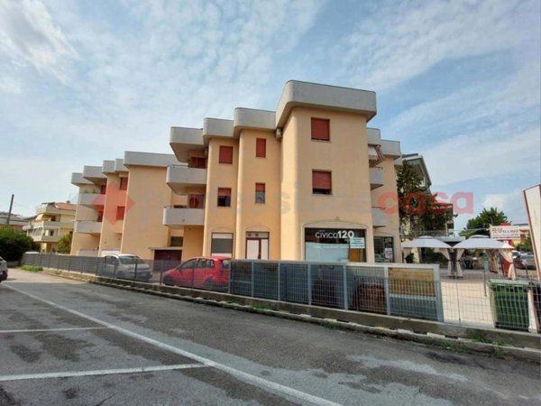 appartamento in vendita ad Alba Adriatica