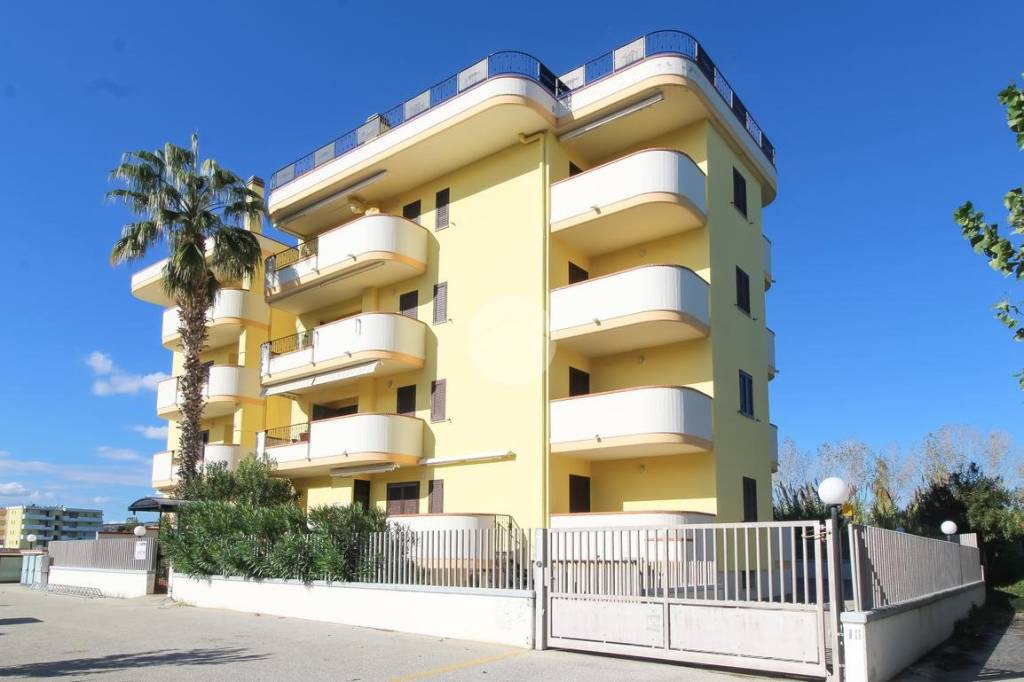 appartamento in vendita ad Alba Adriatica