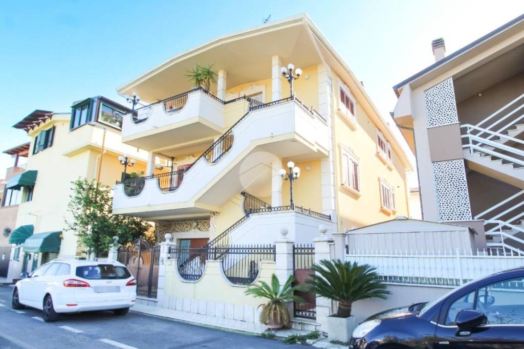 appartamento in vendita ad Alba Adriatica