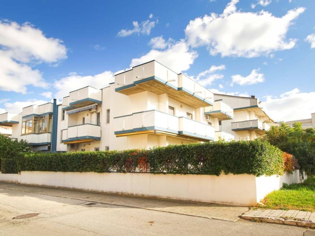 appartamento in vendita ad Alba Adriatica