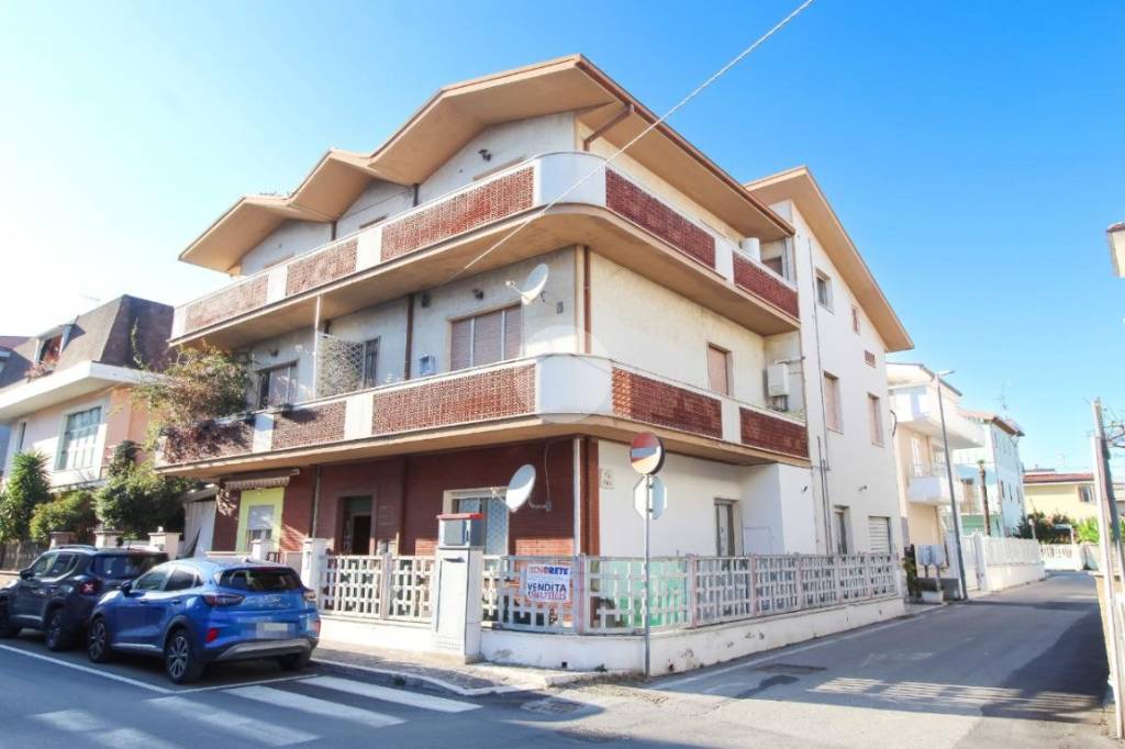 appartamento in vendita ad Alba Adriatica