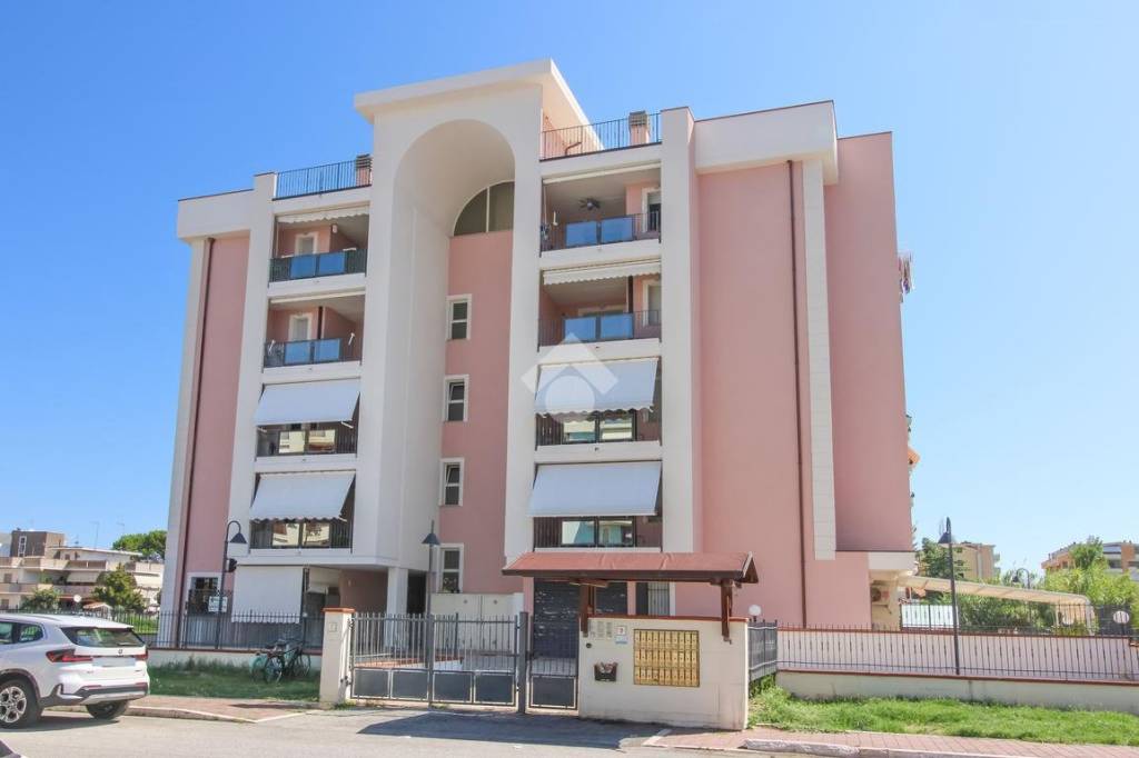 appartamento in vendita ad Alba Adriatica