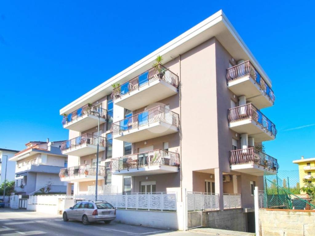 appartamento in vendita ad Alba Adriatica