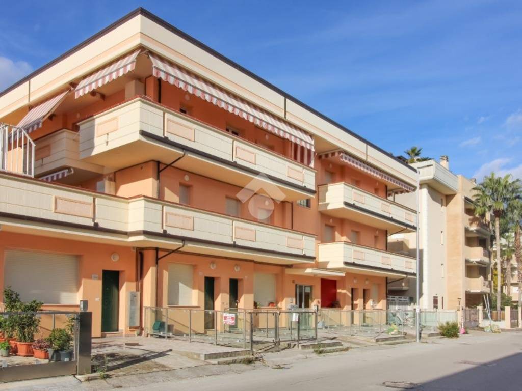 appartamento in vendita ad Alba Adriatica