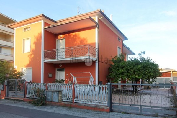 casa indipendente in vendita ad Alba Adriatica