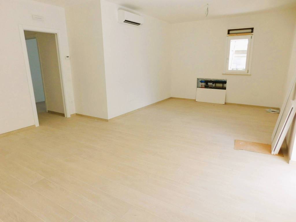 appartamento in vendita ad Alba Adriatica