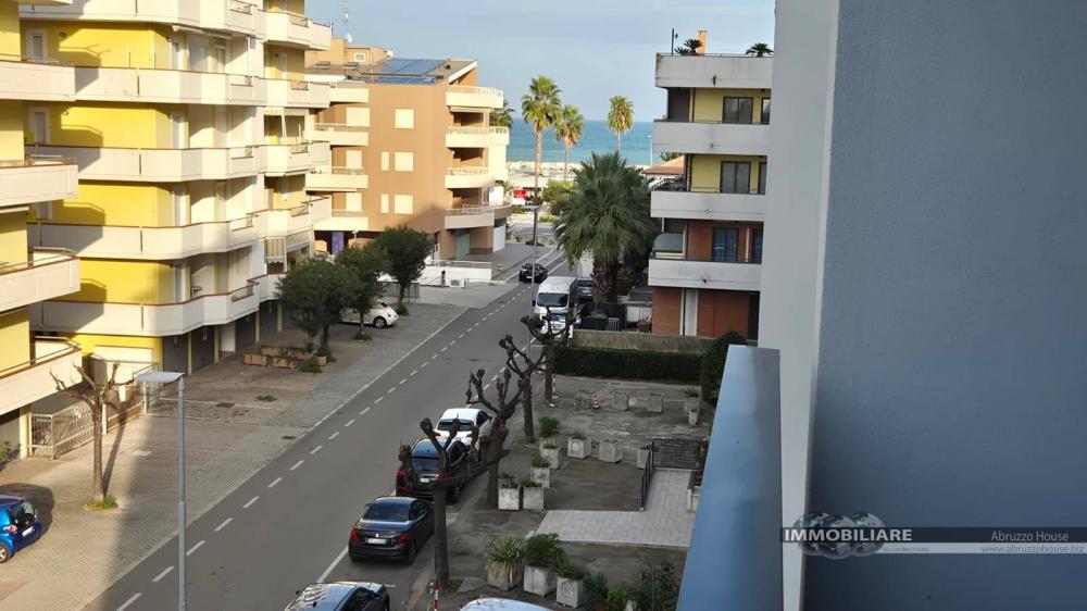 appartamento in vendita ad Alba Adriatica