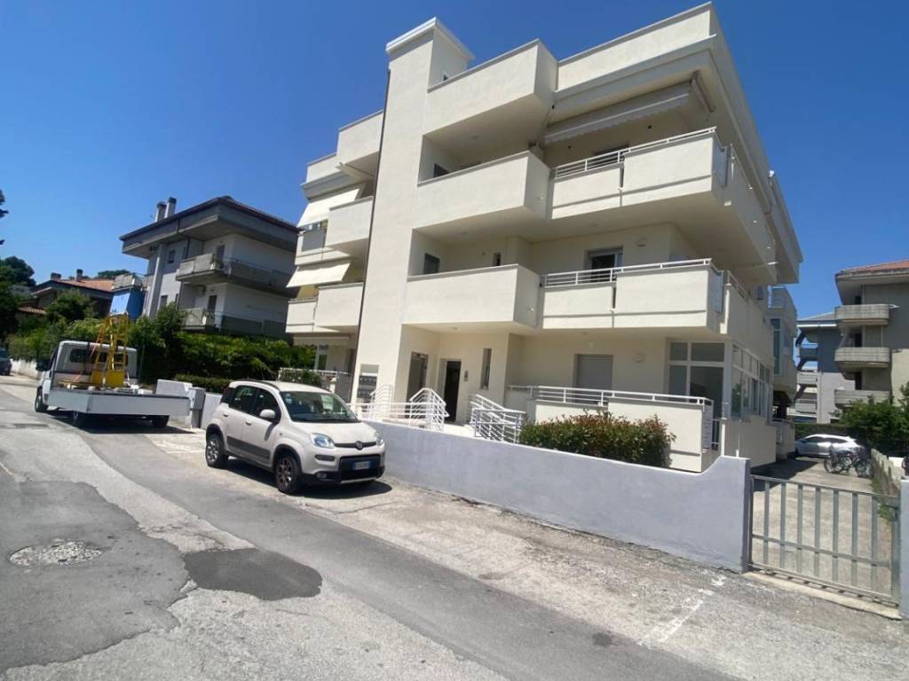appartamento in vendita ad Alba Adriatica