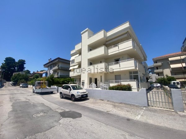 appartamento in vendita ad Alba Adriatica