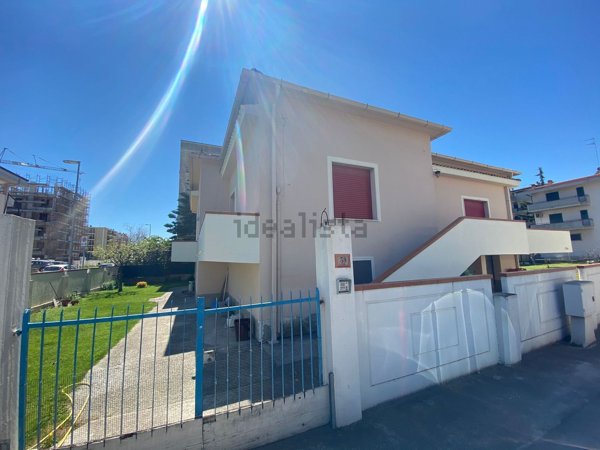 casa indipendente in vendita ad Alba Adriatica