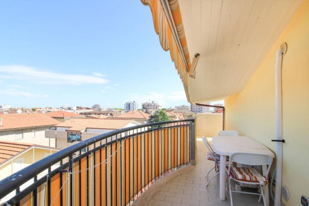 appartamento in vendita ad Alba Adriatica