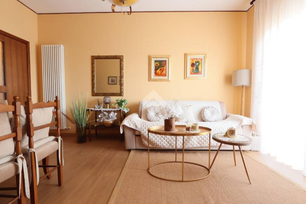 appartamento in vendita ad Alba Adriatica