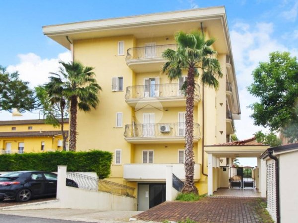 appartamento in vendita ad Alba Adriatica