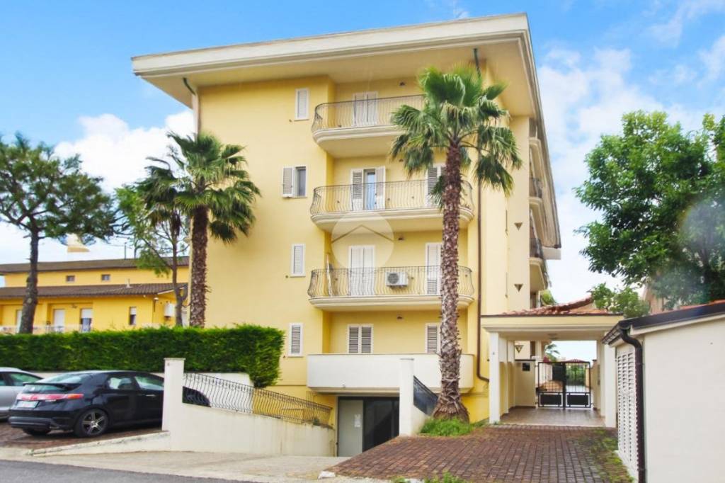 appartamento in vendita ad Alba Adriatica