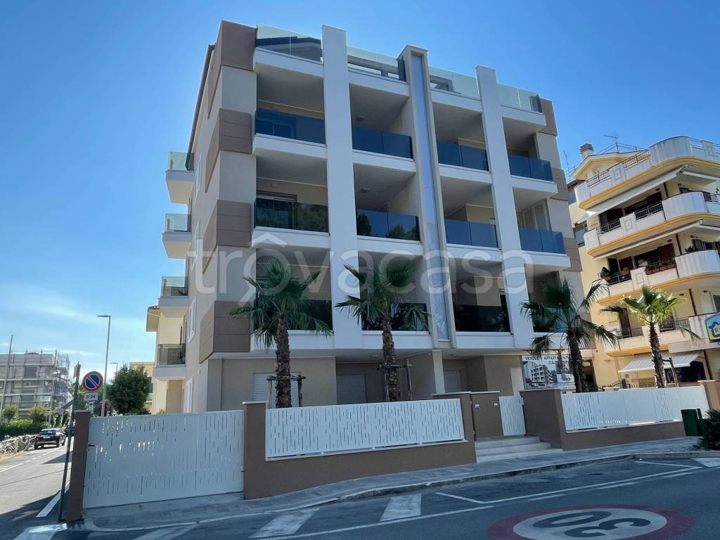 appartamento in vendita ad Alba Adriatica