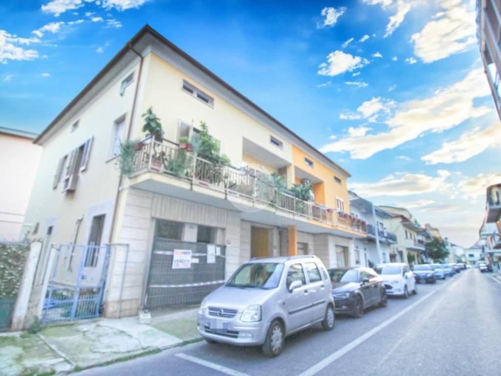 appartamento in vendita ad Alba Adriatica