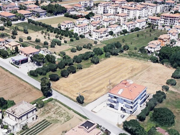 terreno edificabile in vendita ad Alba Adriatica