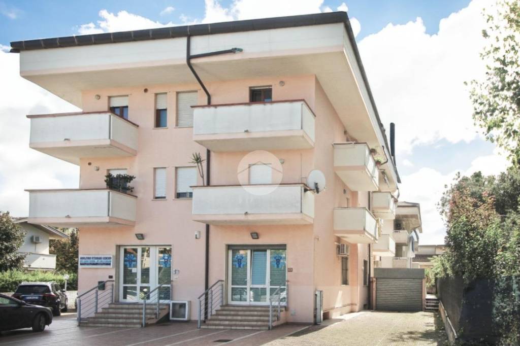 appartamento in vendita ad Alba Adriatica