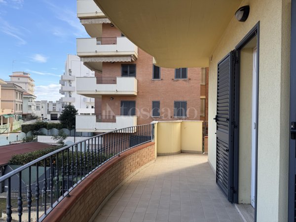 casa indipendente in vendita ad Alba Adriatica