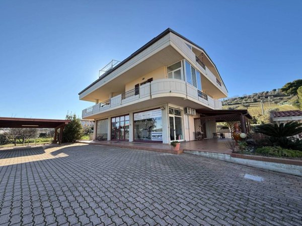appartamento in vendita ad Alba Adriatica