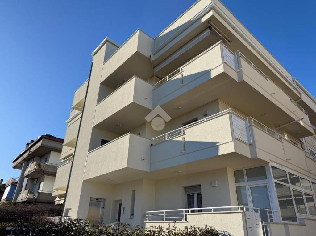 appartamento in vendita ad Alba Adriatica