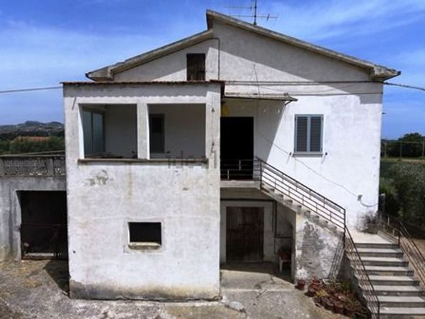 casa indipendente in vendita ad Alba Adriatica