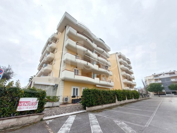 appartamento in vendita ad Alba Adriatica