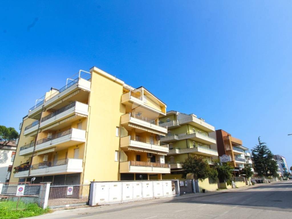 appartamento in vendita ad Alba Adriatica