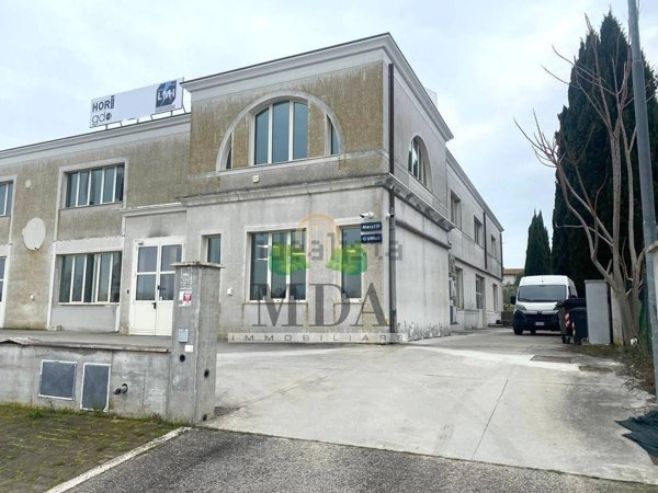 terreno edificabile in vendita ad Alba Adriatica