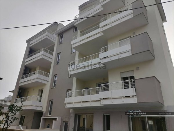 appartamento in vendita ad Alba Adriatica