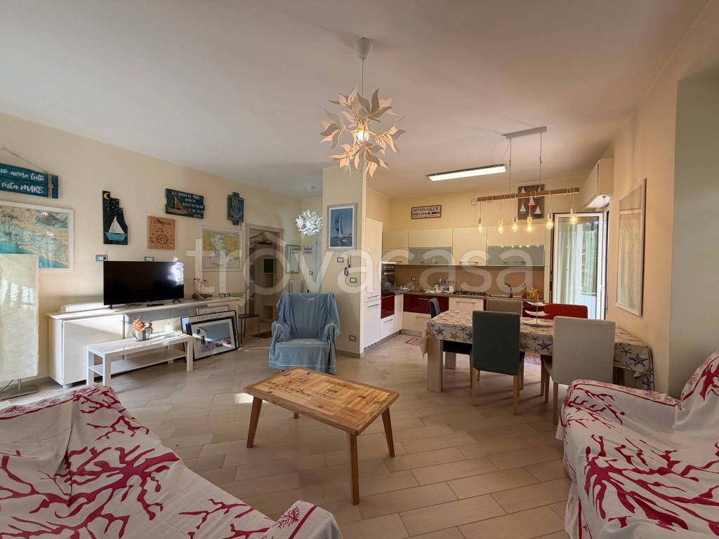 appartamento in vendita ad Alba Adriatica