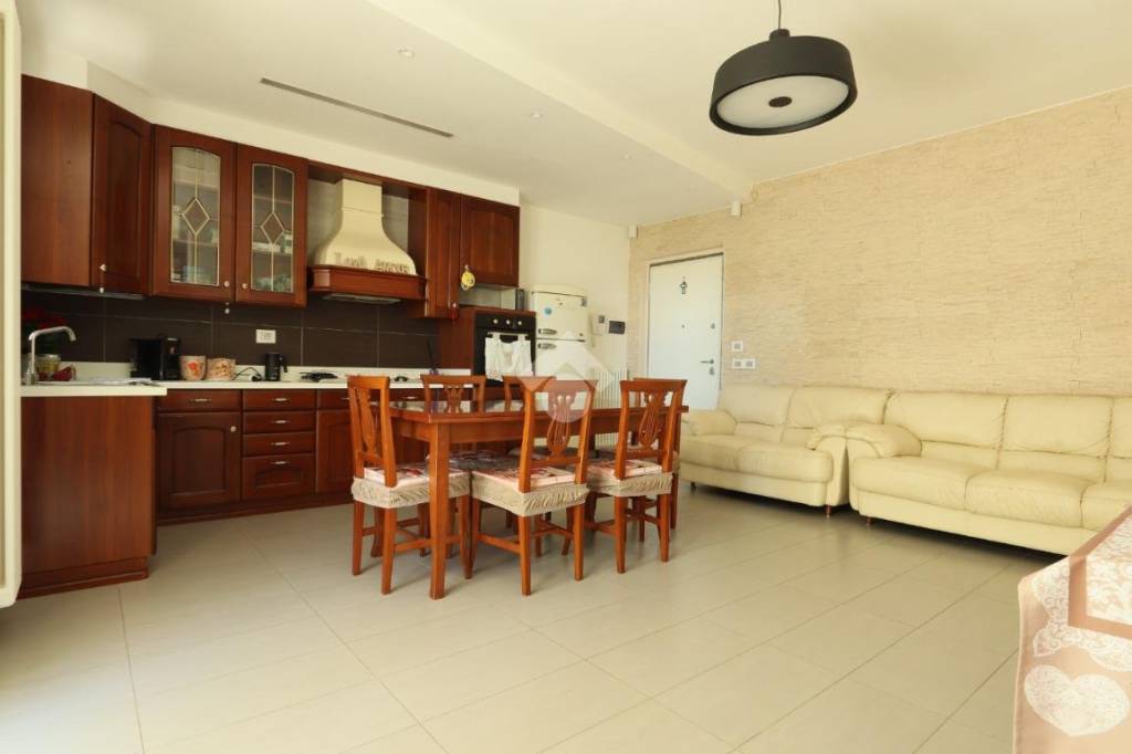 appartamento in vendita ad Alba Adriatica