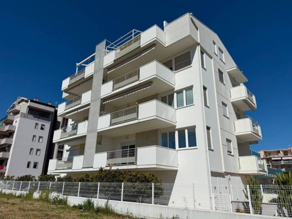 appartamento in vendita ad Alba Adriatica