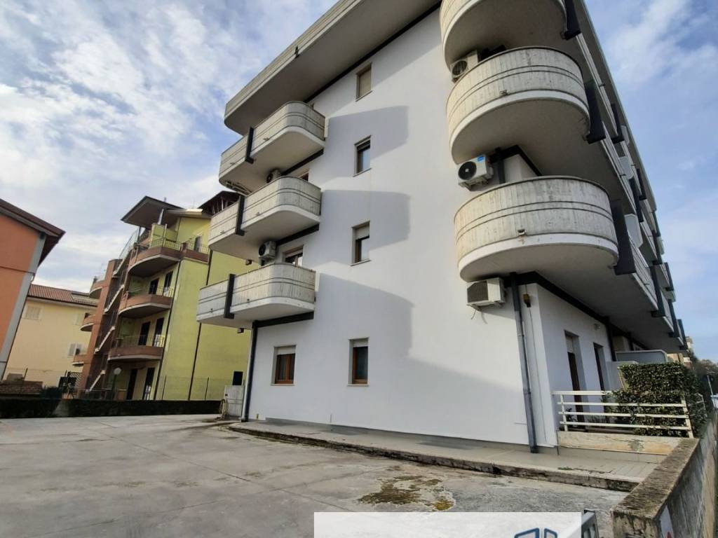 appartamento in vendita ad Alba Adriatica