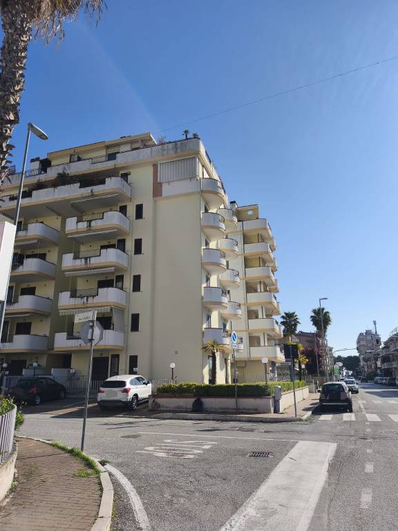 appartamento in vendita ad Alba Adriatica