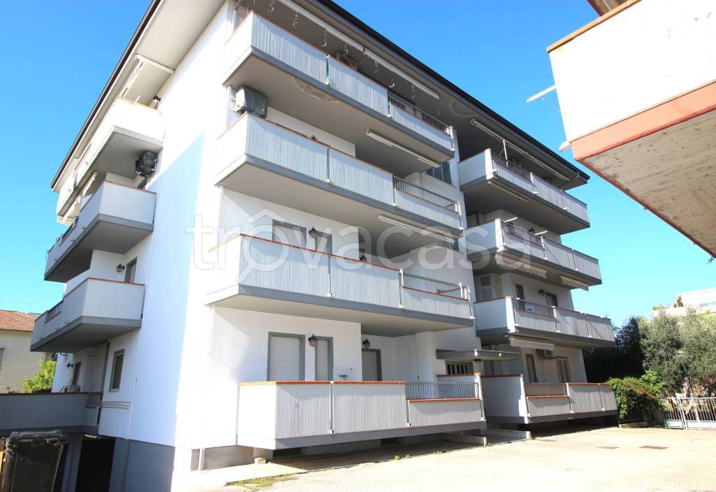 appartamento in vendita ad Alba Adriatica
