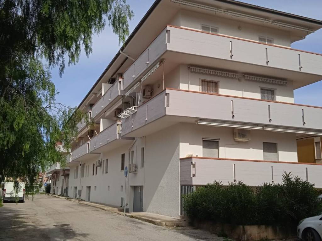 appartamento in vendita ad Alba Adriatica