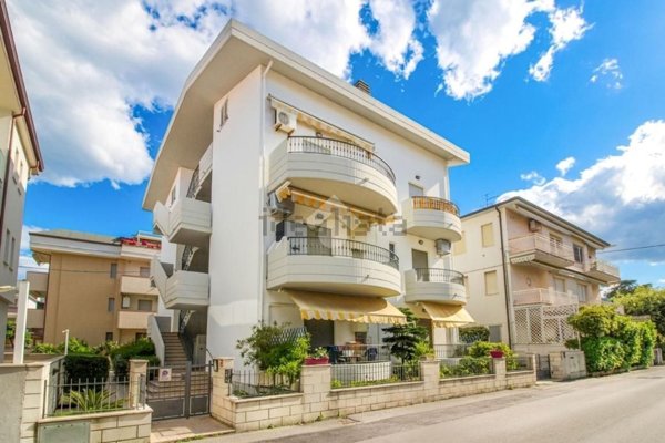 appartamento in vendita ad Alba Adriatica