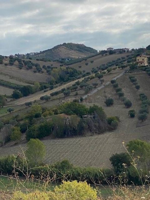 rudere in vendita ad Alba Adriatica