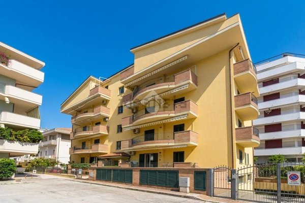 appartamento in vendita ad Alba Adriatica