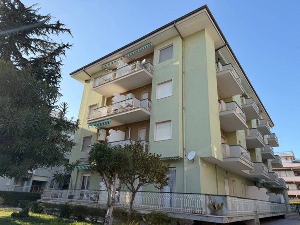 appartamento in vendita ad Alba Adriatica