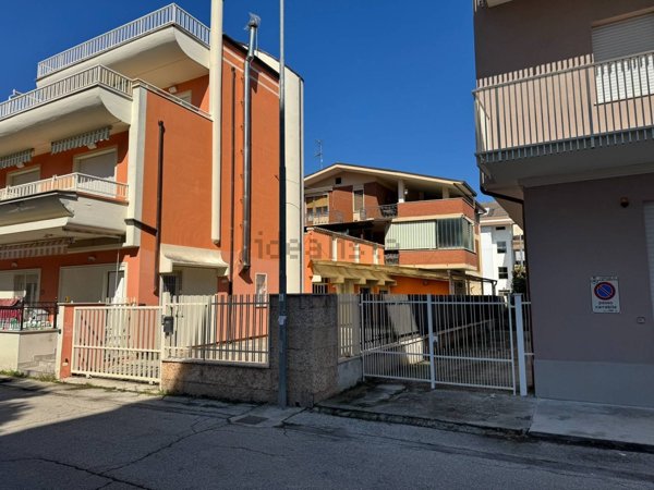 appartamento in vendita ad Alba Adriatica