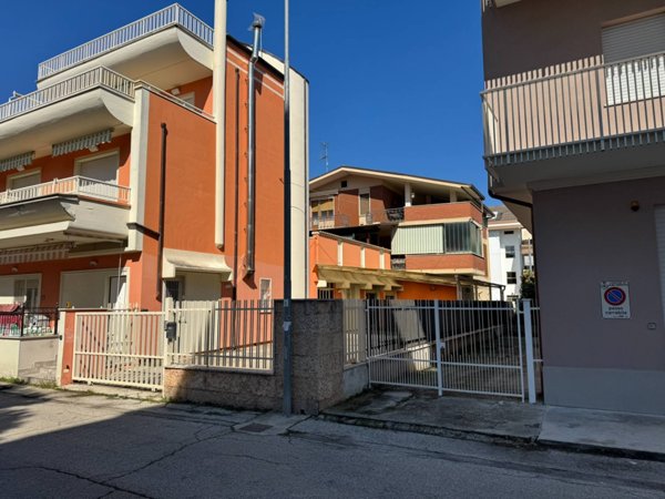 appartamento in vendita ad Alba Adriatica