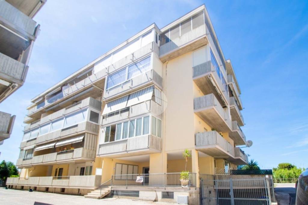 appartamento in vendita ad Alba Adriatica