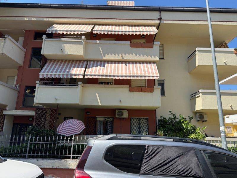 appartamento in vendita ad Alba Adriatica