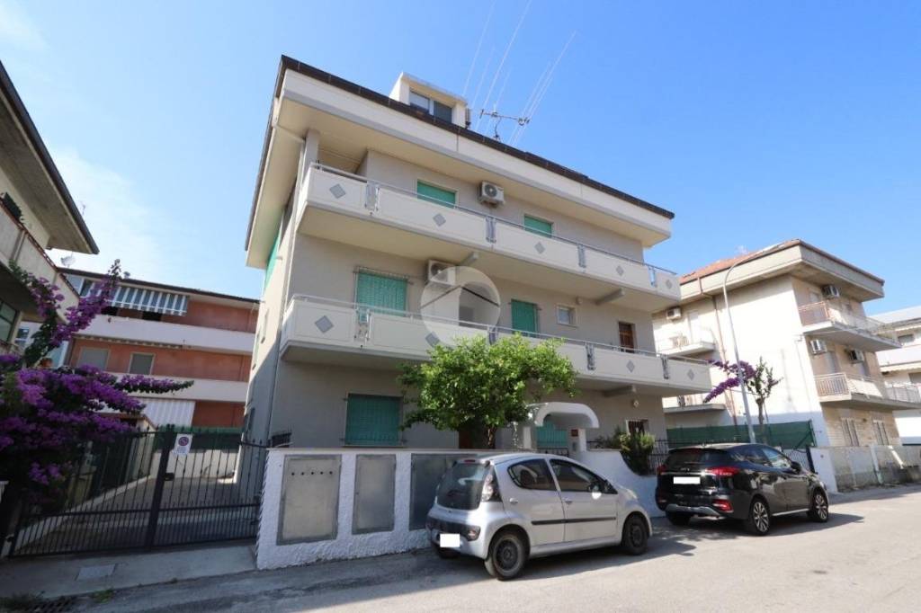 appartamento in vendita ad Alba Adriatica