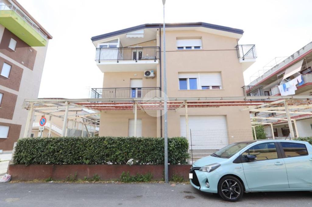 appartamento in vendita ad Alba Adriatica
