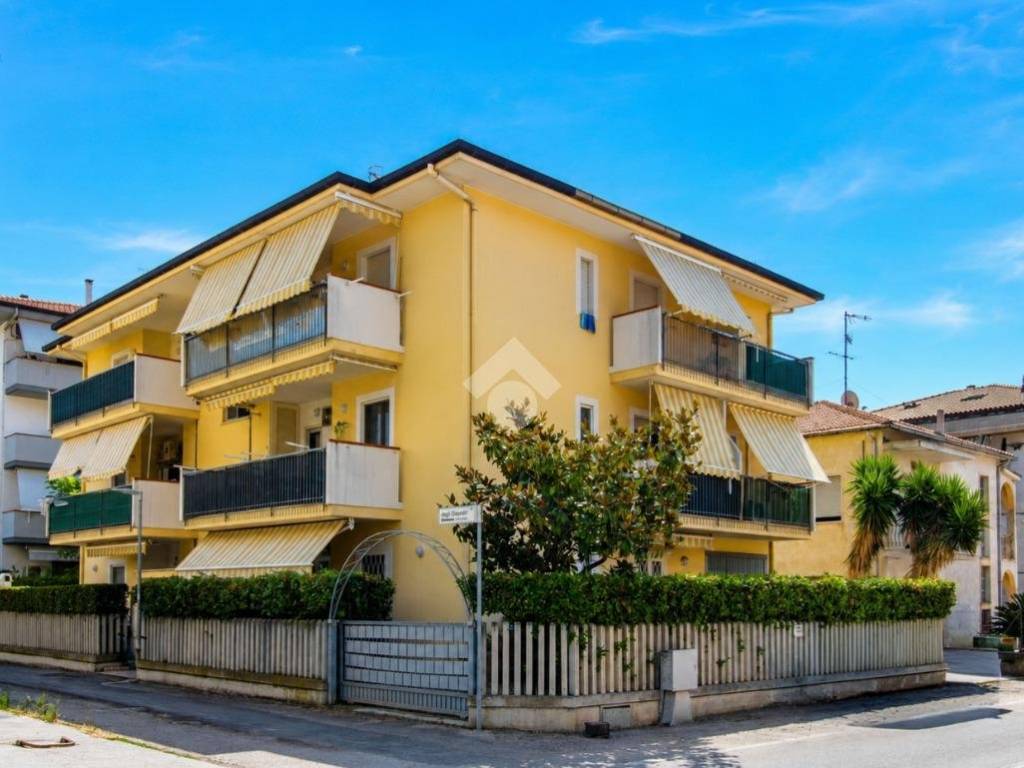 appartamento in vendita ad Alba Adriatica