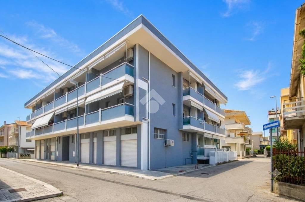 appartamento in vendita ad Alba Adriatica