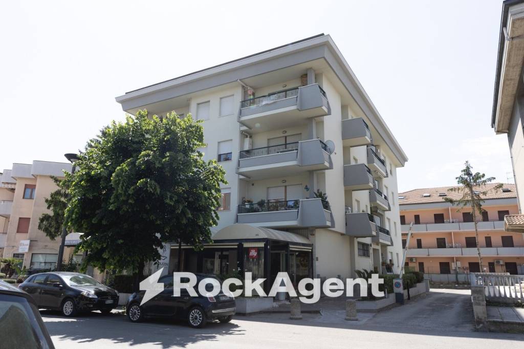 appartamento in vendita ad Alba Adriatica